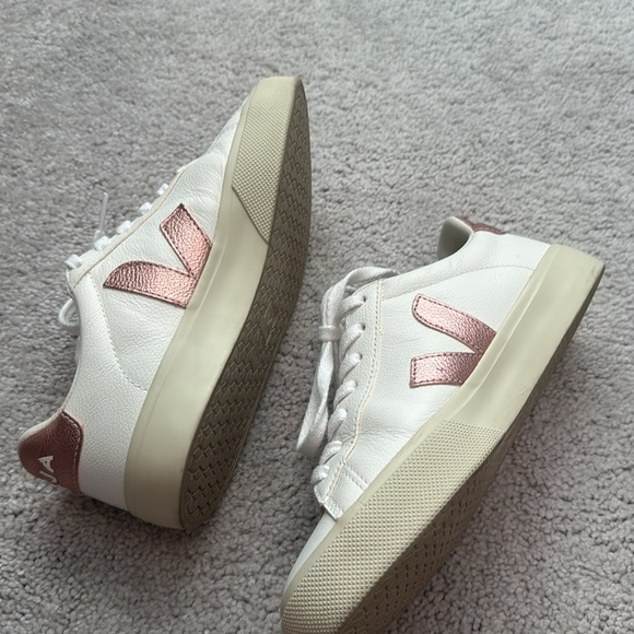 Veja Campo Chromefree Leather White Nacre - Picture 4 of 6